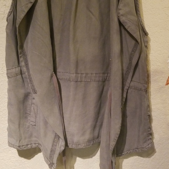 Max Jean's hunter green blazer - Picture 4 of 5